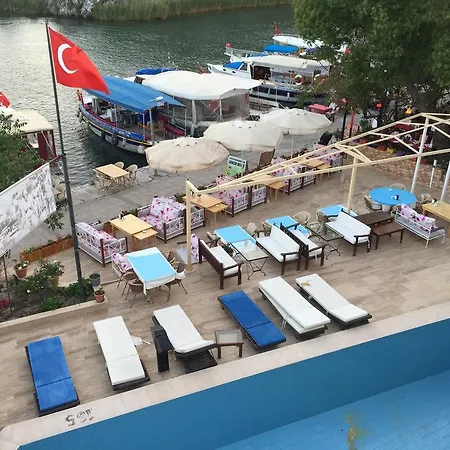 Hotel Palmyra 3*